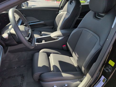Used 2025 Lucid Air Grand Touring AWD/4WD image 16