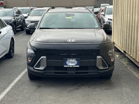 Used 2024 Hyundai Kona SEL FWD image 3