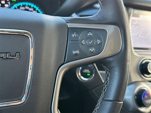 Used 2019 GMC Yukon XL Denali w/ Denali Ultimate Package image 28