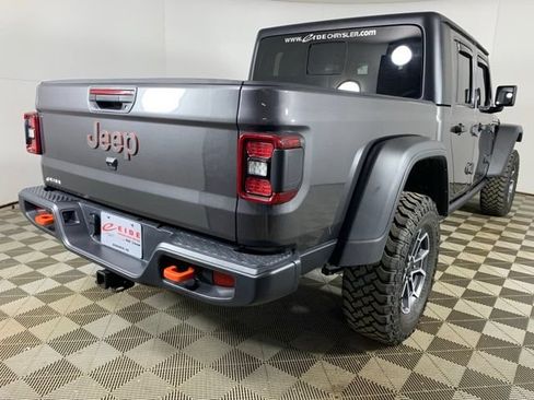 Used 2024 Jeep Gladiator Mojave w/ Convenience Group AWD/4WD image 18