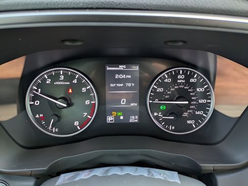 Used 2025 Subaru Ascent Bronze Edition AWD/4WD image 3