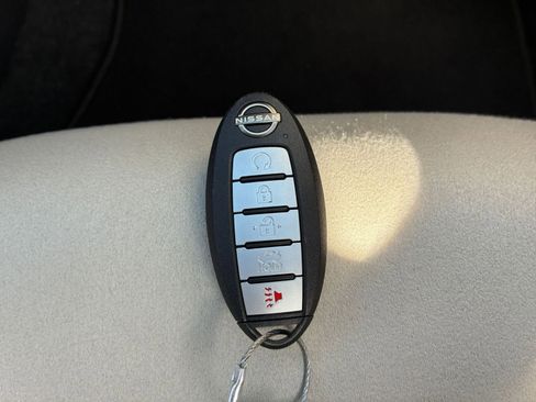 Used 2025 Nissan Altima 2.5 SV image 21