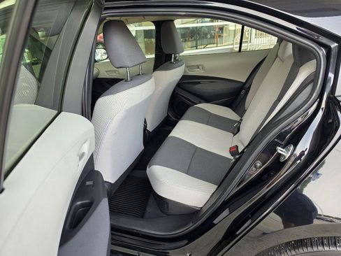 Used 2024 Toyota Corolla LE FWD image 17