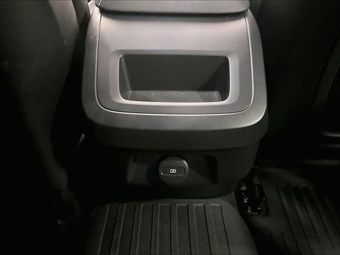 Used 2024 Volvo S60 B5 Plus w/ Protection Package Premier image 31