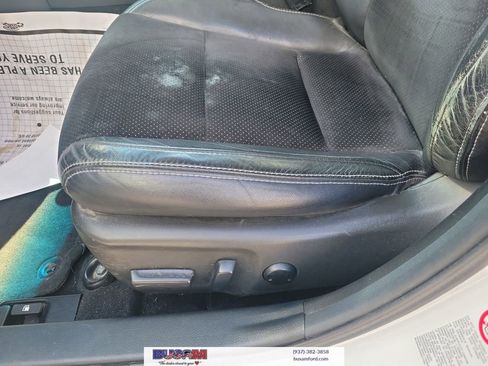 Used 2014 Toyota Camry SE w/ Leather Package FWD image 14