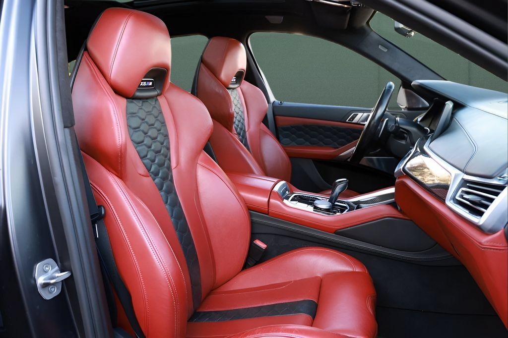 Used 2021 BMW X6 M w/ Competition Package AWD/4WD image 33