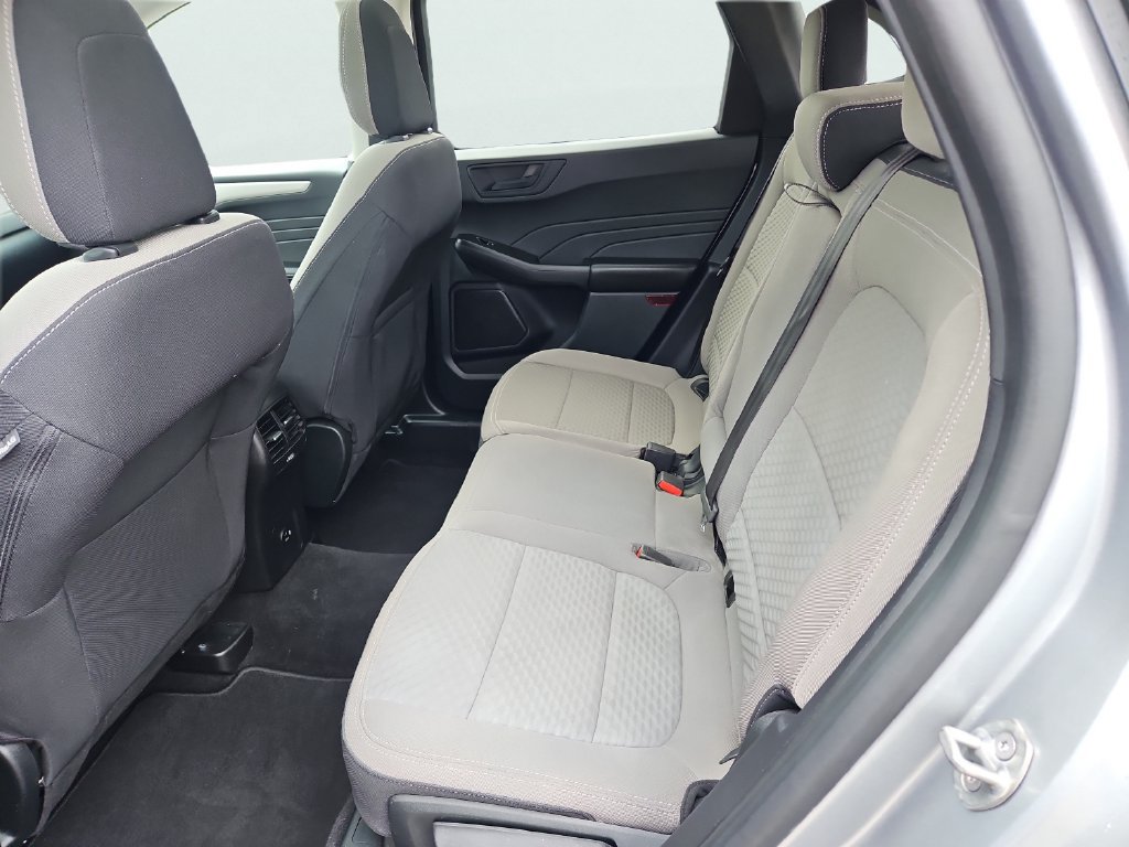 Used 2022 Ford Escape SE w/ SE Sport Appearance Package AWD/4WD image 34