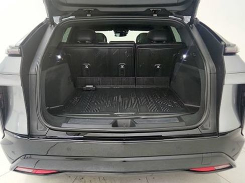 Used 2024 Cadillac Lyriq Sport RWD image 29
