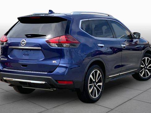Used 2018 Nissan Rogue SL w/ Premium Package image 13