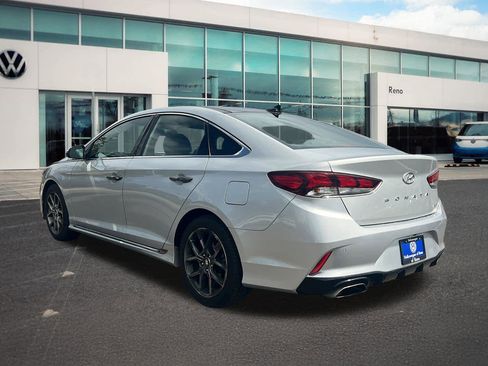Used 2019 Hyundai Sonata Limited w/ Cargo Package FWD image 7