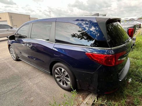 Used 2021 Honda Odyssey EX-L image 3