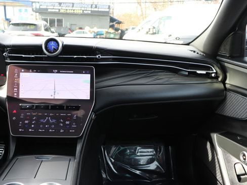 Used 2023 Maserati Grecale GT image 18