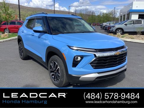 Used 2024 Chevrolet TrailBlazer LT w/ Driver Confidence Package AWD/4WD image 9