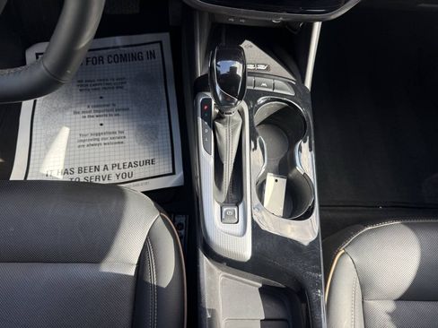 Used 2024 Buick Envista Avenir FWD image 28