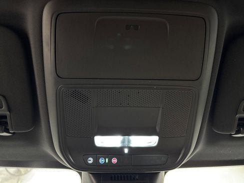 New 2026 Chevrolet Equinox ACTIV w/ Convenience Package III image 18