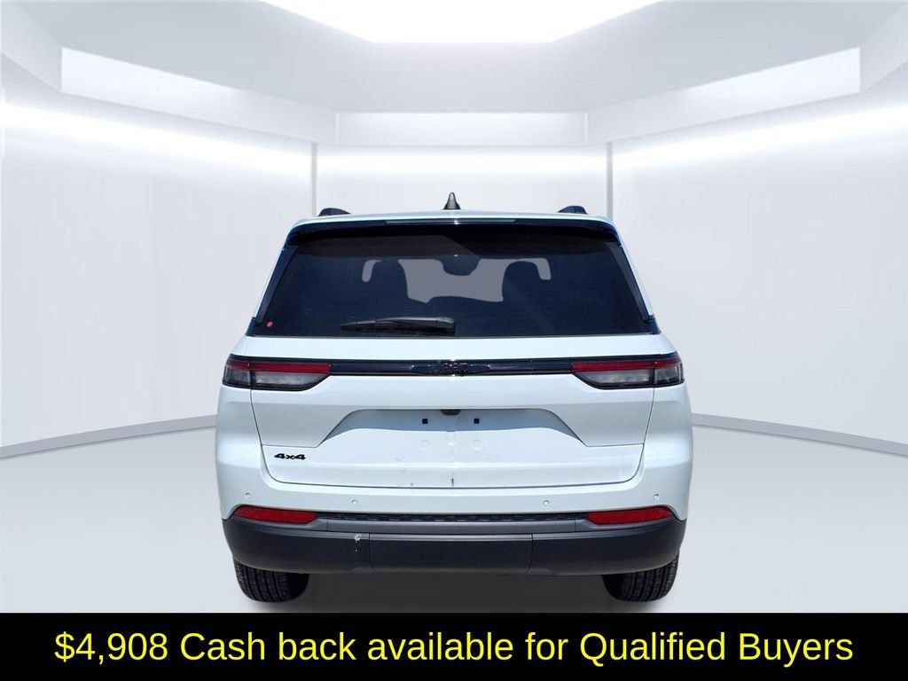 New 2026 Jeep Grand Cherokee Altitude AWD/4WD image 5