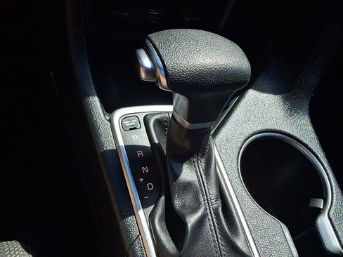 Used 2021 Kia Sportage LX AWD/4WD image 14