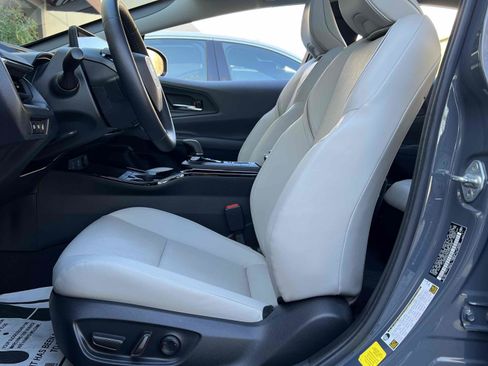 Used 2024 Toyota Prius Limited image 29