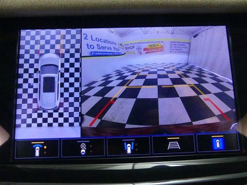 Used 2022 Cadillac XT6 Sport w/ Platinum Package image 12