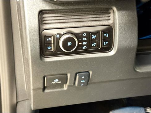 New 2026 Ford F250 Lariat w/ Black Appearance Package AWD/4WD image 10
