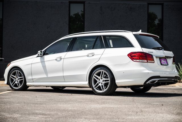 Used 2015 Mercedes-Benz E 350 4MATIC Wagon image 4