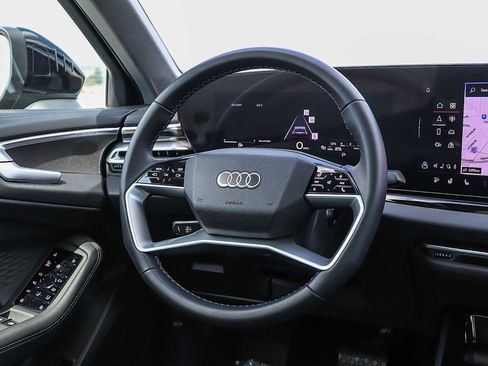 Used 2025 Audi A5 2.0T Premium Plus w/ Premium Plus AWD/4WD image 19