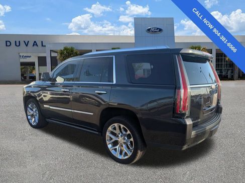 Used 2016 Cadillac Escalade Premium AWD/4WD image 6