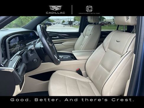 Certified 2023 Cadillac Escalade Premium Luxury image 28