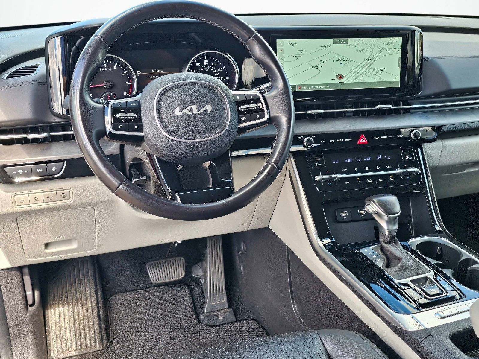 Certified 2024 Kia Carnival EX FWD image 35