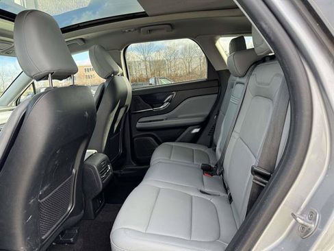 Used 2021 Lincoln Corsair AWD w/ Premium Package image 32
