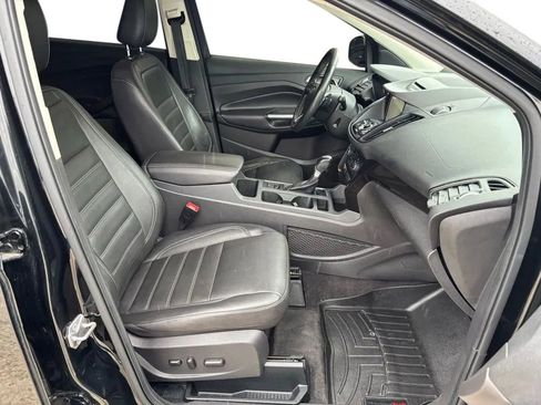 Used 2018 Ford Escape Titanium AWD/4WD image 30