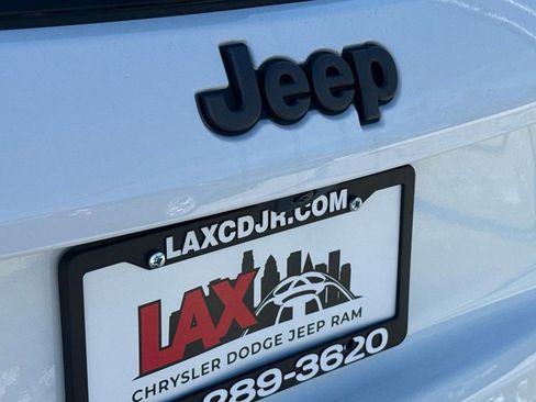 New 2026 Jeep Compass Latitude image 5