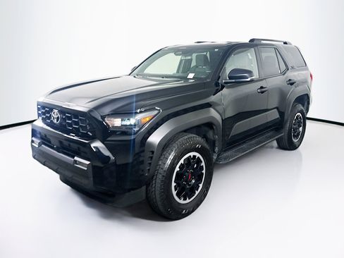 Used 2025 Toyota 4Runner TRD Off-Road image 3