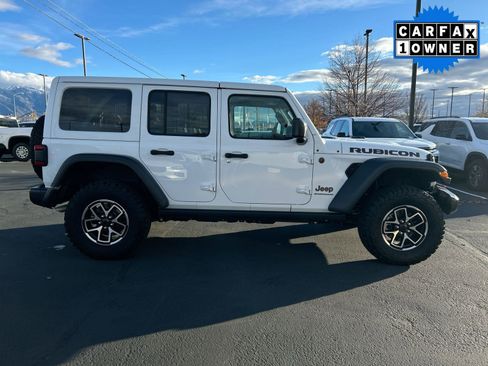 Used 2025 Jeep Wrangler Unlimited Rubicon image 7