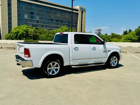 Used 2017 RAM 1500 Laramie w/ Convenience Group image 6
