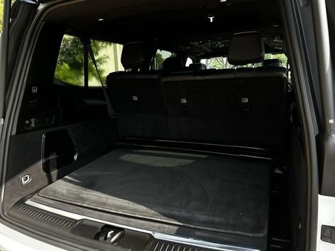 Used 2024 Jeep Grand Wagoneer L Series II w/ Quick Order Packagew 28T AWD/4WD image 35