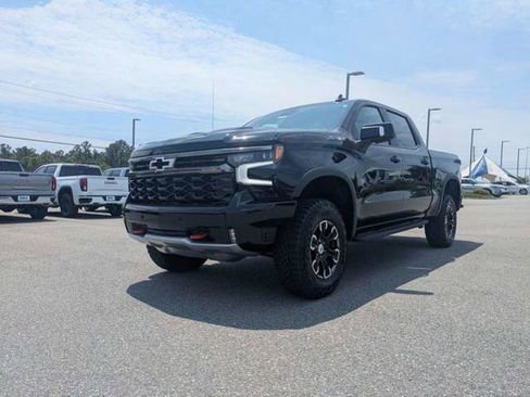 New 2026 Chevrolet Silverado 1500 ZR2 AWD/4WD image 9