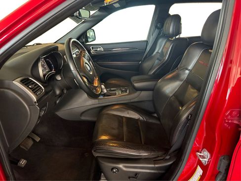 Used 2018 Jeep Grand Cherokee Trailhawk w/ Trailhawk Luxury Group AWD/4WD image 9