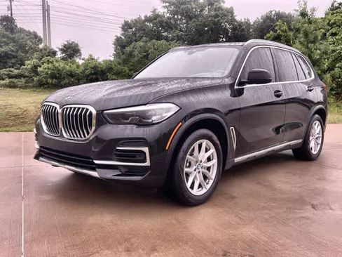 Used 2022 BMW X5 sDrive40i w/ Premium Package image 1