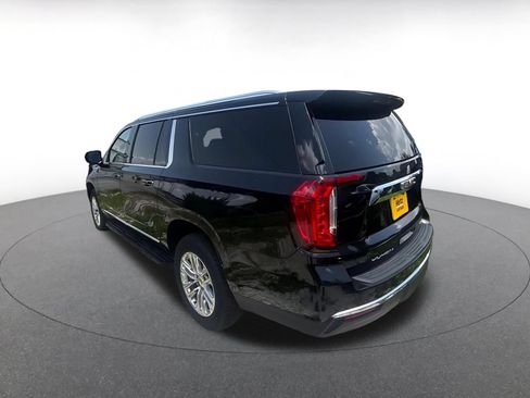 Used 2024 GMC Yukon XL SLT RWD image 14
