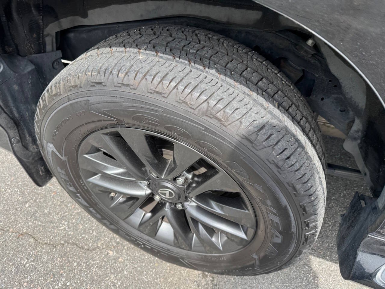 Used 2020 Lexus GX 460 Premium w/ Premium Package AWD/4WD image 14