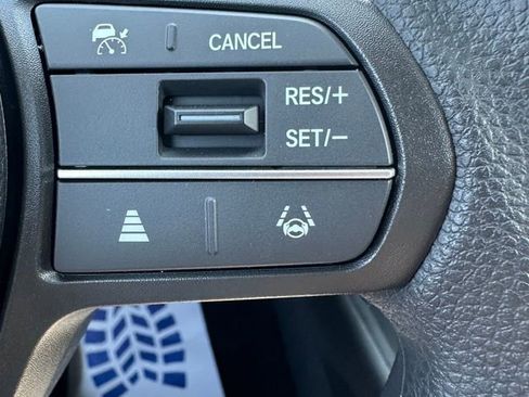 New 2026 Honda HR-V LX image 26