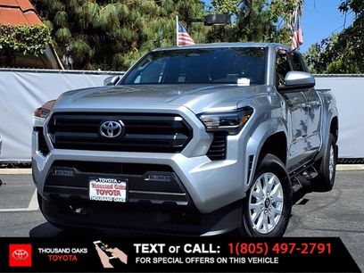 New 2025 Toyota Tacoma SR5