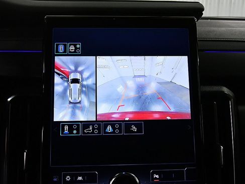 Used 2024 GMC Acadia AT4 w/ LPO, Floor Liner Package image 23