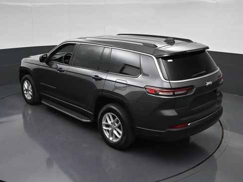 Used 2024 Jeep Grand Cherokee L Laredo RWD image 20
