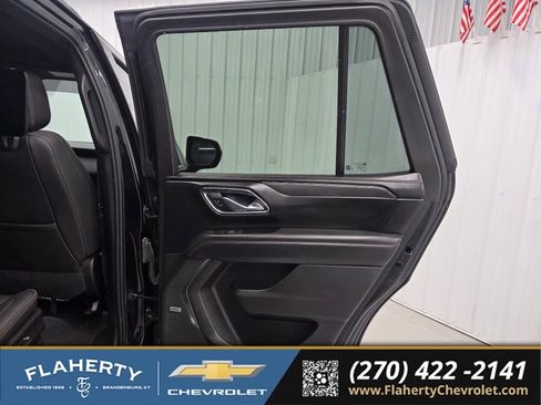 Used 2023 Chevrolet Tahoe RST AWD/4WD image 15