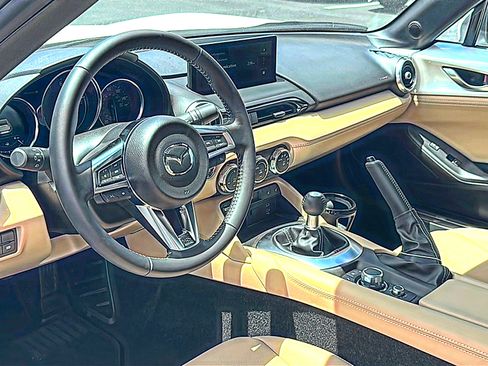 New 2026 MAZDA MX-5 Miata RF Grand Touring RWD image 12