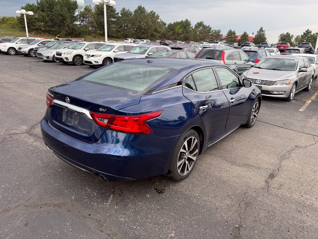 Used 2017 Nissan Maxima 3.5 SV FWD image 3