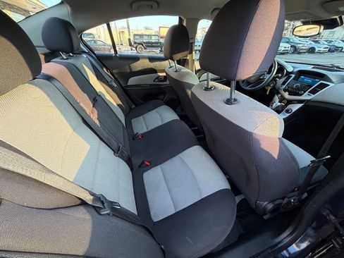 Used 2014 Chevrolet Cruze LS image 14