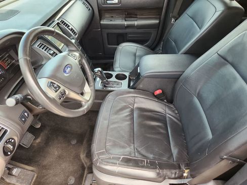 Used 2018 Ford Flex SEL w/ Equipment Group 202A FWD image 11
